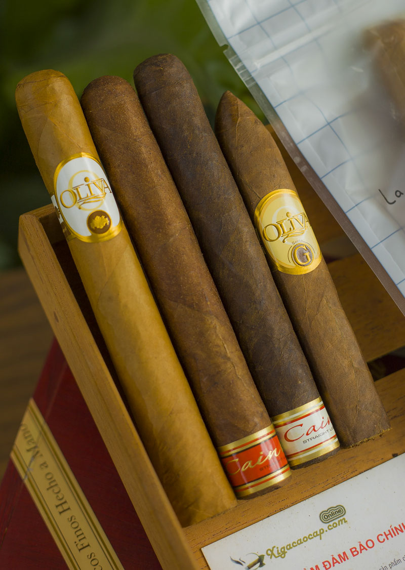 Sampler Cigar với Túi Humi-Bag 4 Điếu này là một lựa chọn tuyệt vời cho những người yêu thích xì gà
