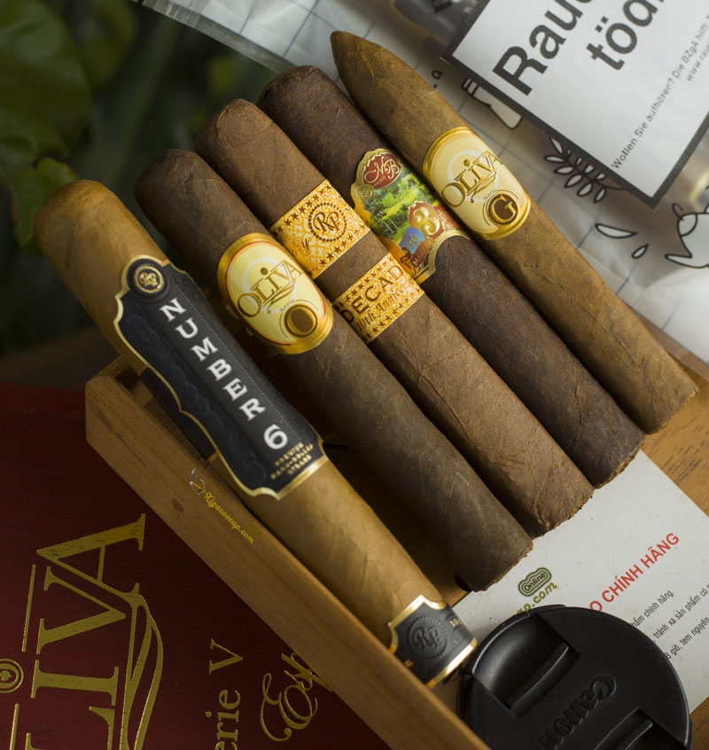 Trải nghiệm 5 hương vị xì gà Rocky Patel Rất đậm đà và Oliva phong phú đa hương vị