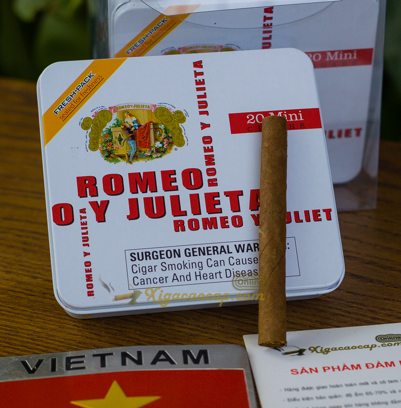 Kích thước xì gà mini nhỏ gọn (74 mm x 8 mm) lý tưởng cho những buổi thư giãn ngắn