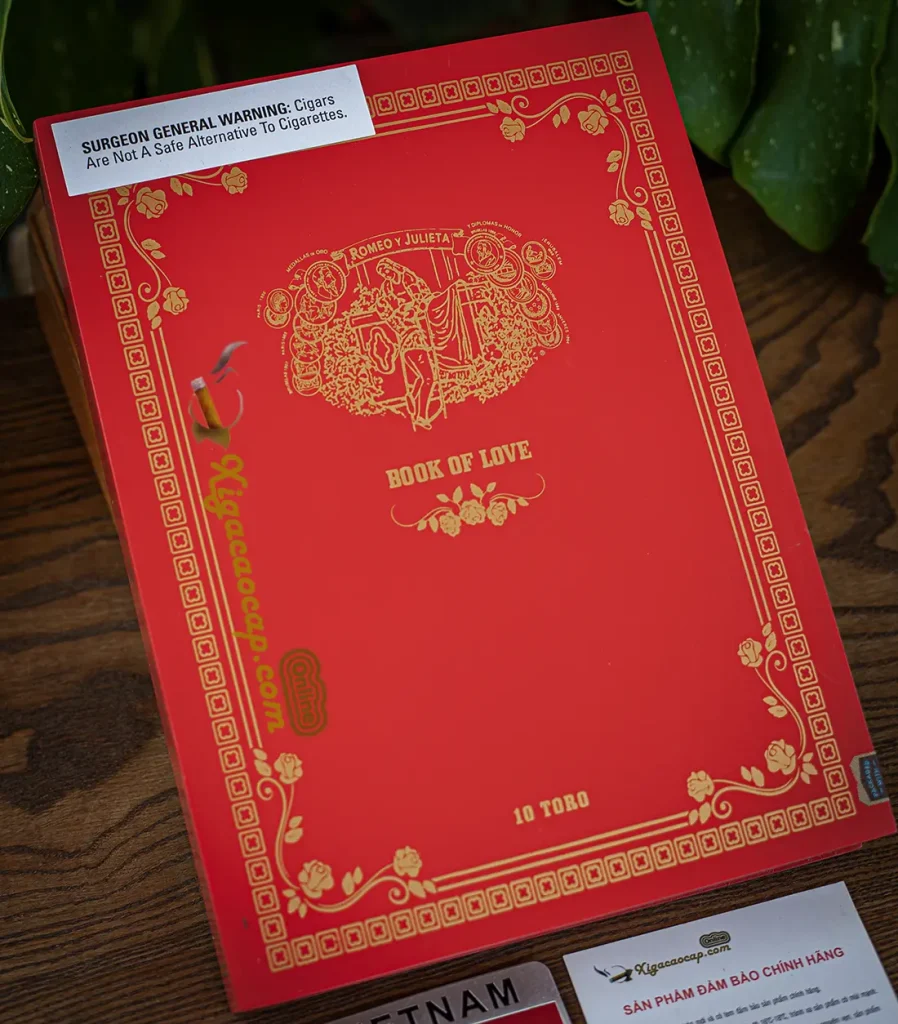 Hộp gỗ sơn mài đỏ mạ vàng xì gà Romeo y Julieta Book of Love