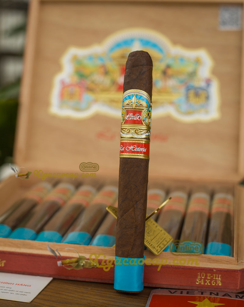 La Historia E-III ra mắt năm 2014, đạt #2 Cigar of the Year và nhận đánh giá 95 điểm