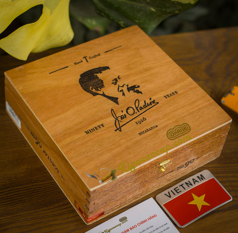 Xì gà Padrón hộp gỗ thuộc 1926 Serie No. 90 lá Maduro ử 10 năm