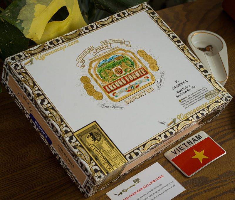 Hộp xì gà 25 điếu to và dài Arturo Fuente Gran Reserva Churchill Maduro