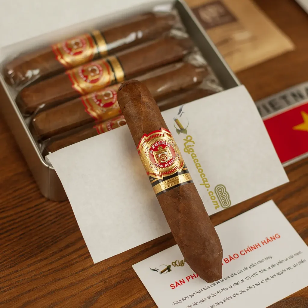 xi ga hemingway best seller trong hop thiec