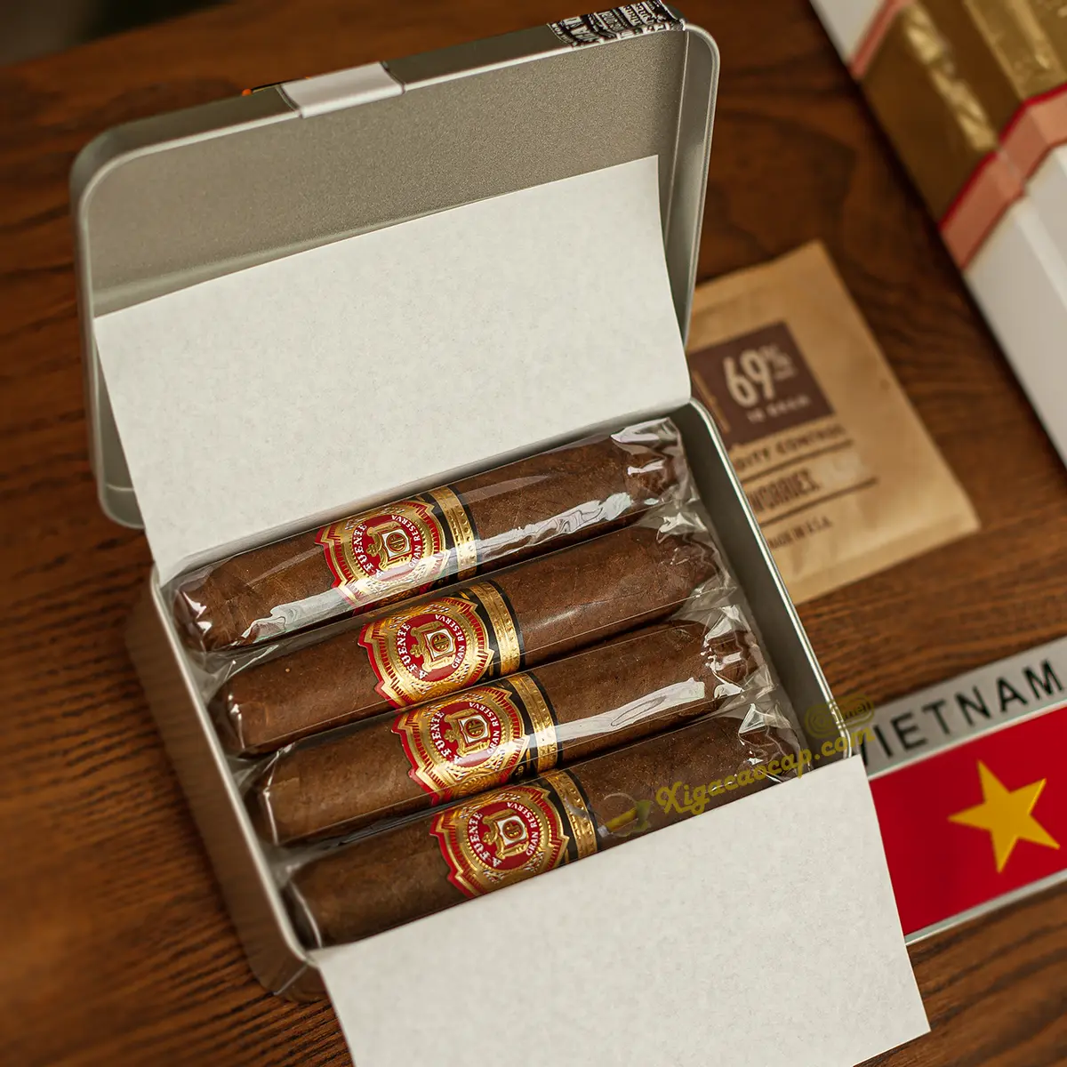 xi ga hemingway best seller mo hop 4 dieu