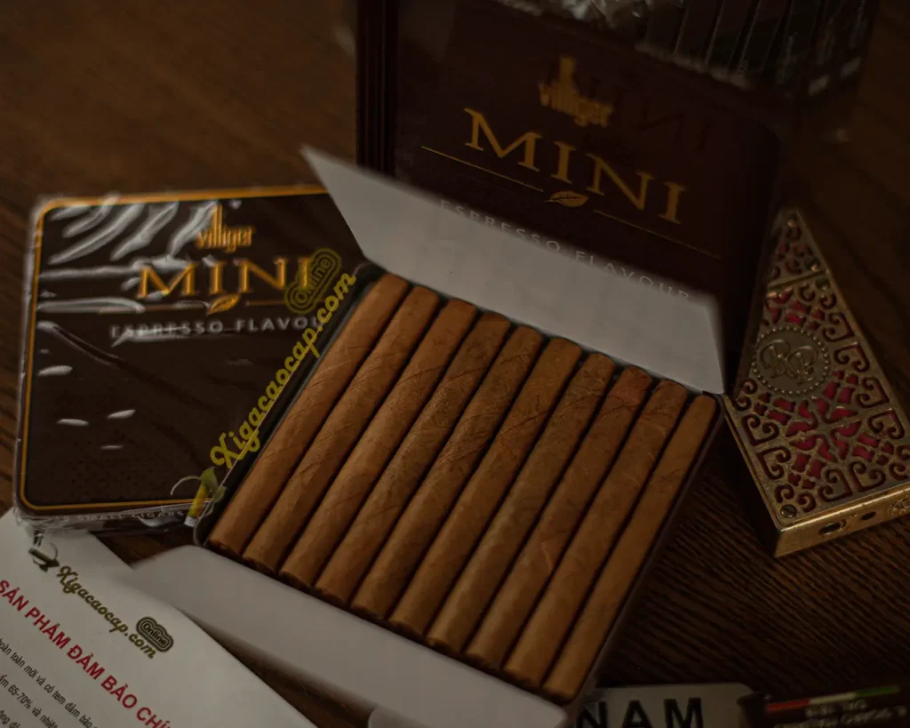 Các điếu xì gà Villiger Mini Espresso xếp trong hộp thiếc