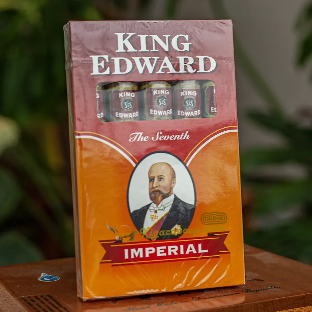 Chi tiết mặt trước bao giấy xì gà King Edward Imperial 5 điếu có hình Vua Edward VII