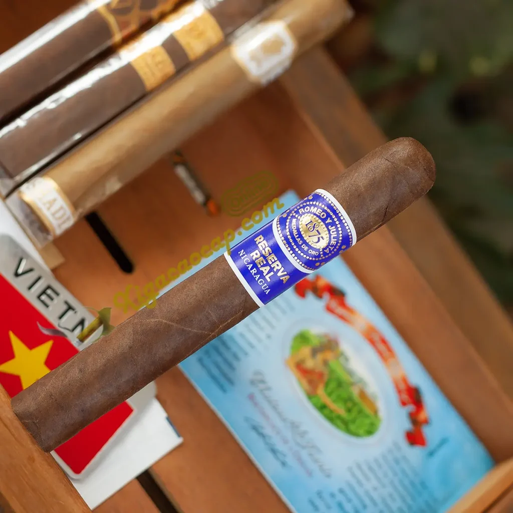 Cigar Romeo Y Julieta Reserva Real Nicaragua Toro 1 điếu chính hãng giá tốt.