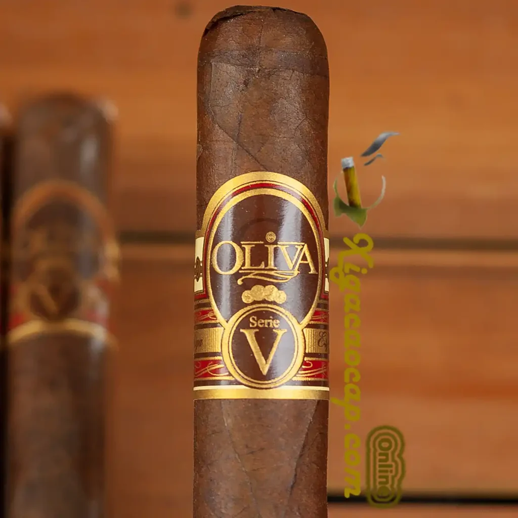 Cách nhận biết xì gà Oliva Serie V Double Toro chính hãng qua chi tiết tem nhãn sắc nét.