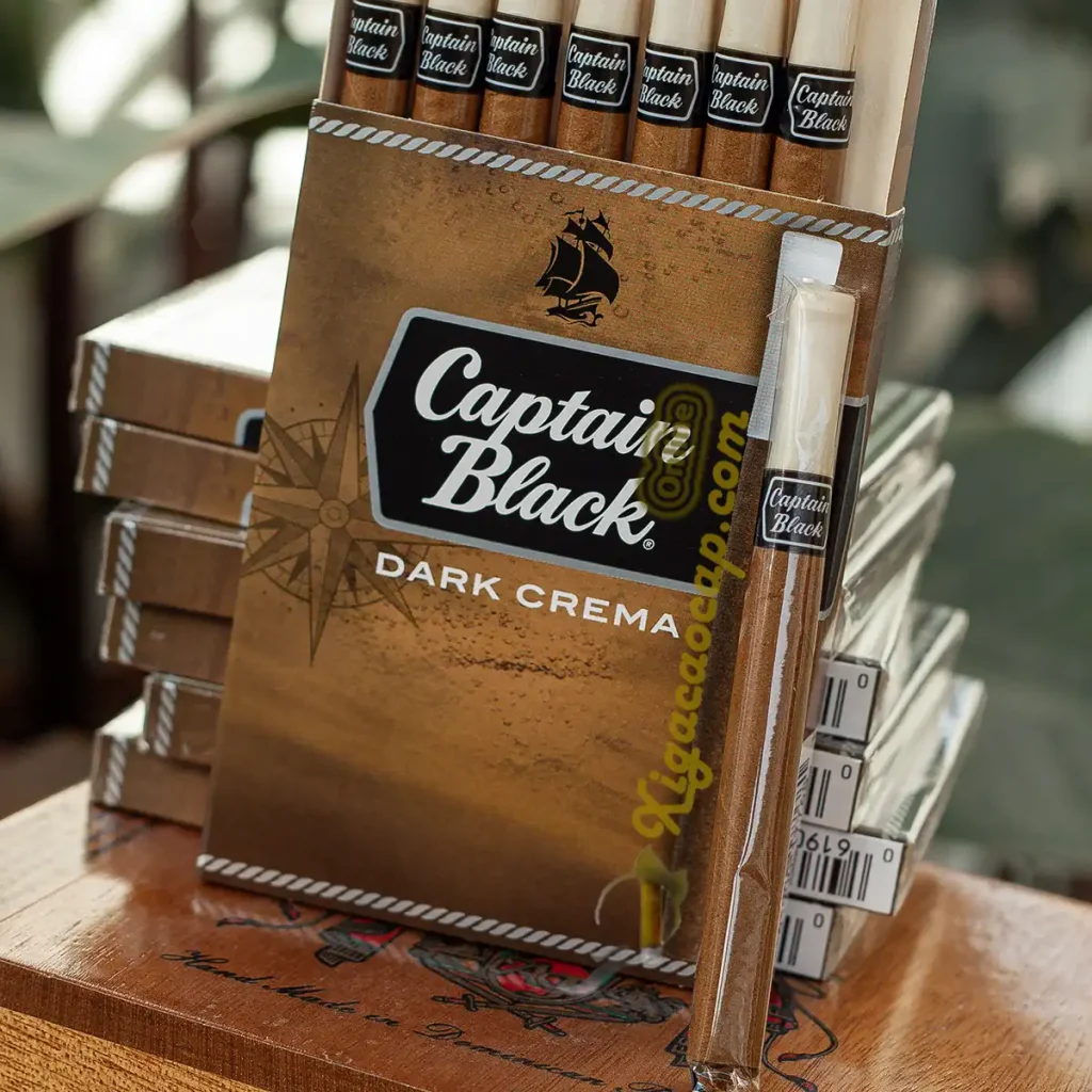 Hộp mở và điếu xì gà mini Captain Black Dark Crema hương cà phê kem