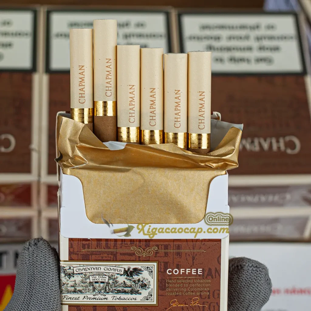 Điếu thuốc Chapman No.4 Coffee dáng slim màu nâu viền vàng lịch lãm