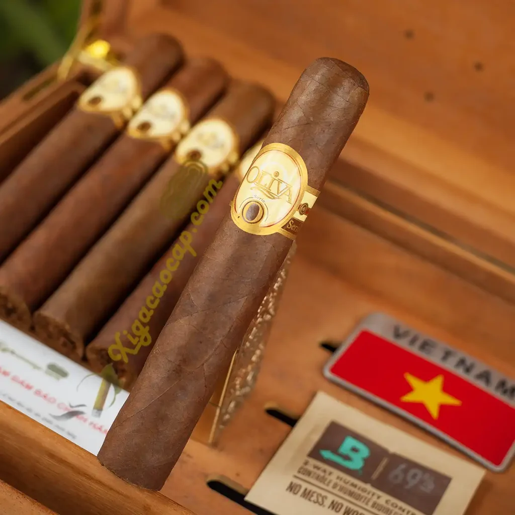 Cận cảnh tem xì gà Oliva Serie O Double Toro chính hãng