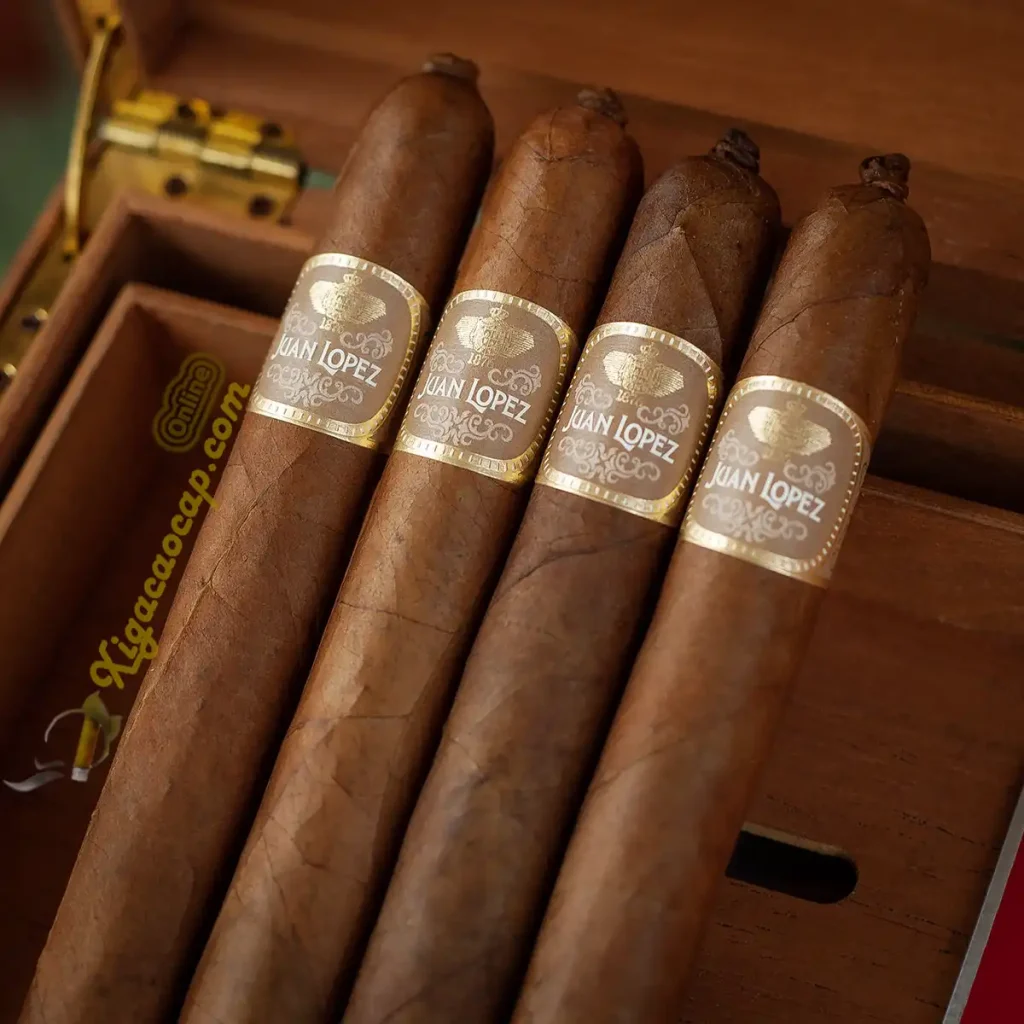 Tem nhãn chính hãng trên gói 4 điếu Cigar Juan Lopez Seleccion Especial