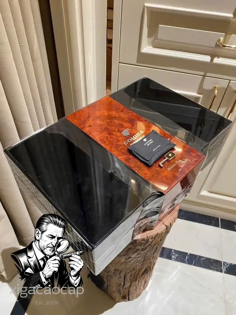 Mặt ngoài hộp humidor gỗ sơn mài phối vân giả Cohiba Behike 30 điếu