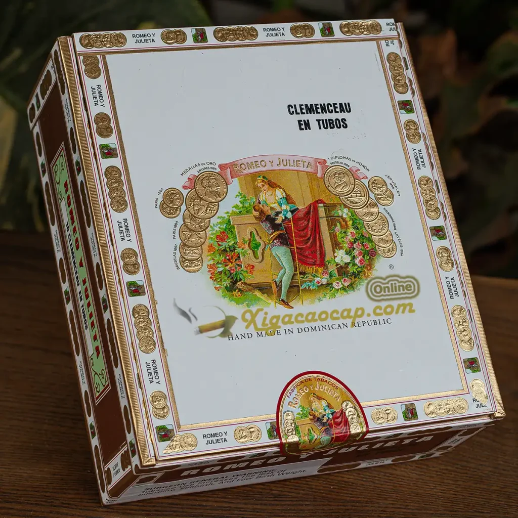 Hộp gỗ bên ngoài xì gà Romeo Y Julieta 1875 Clemenceau chính hãng