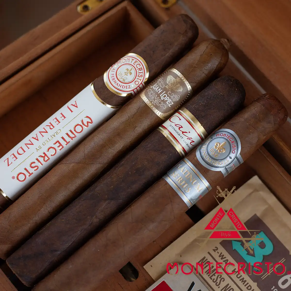 Cận cảnh tem nhãn 4 điếu cigar Montecristo Juan Lopez Cain chính hãng