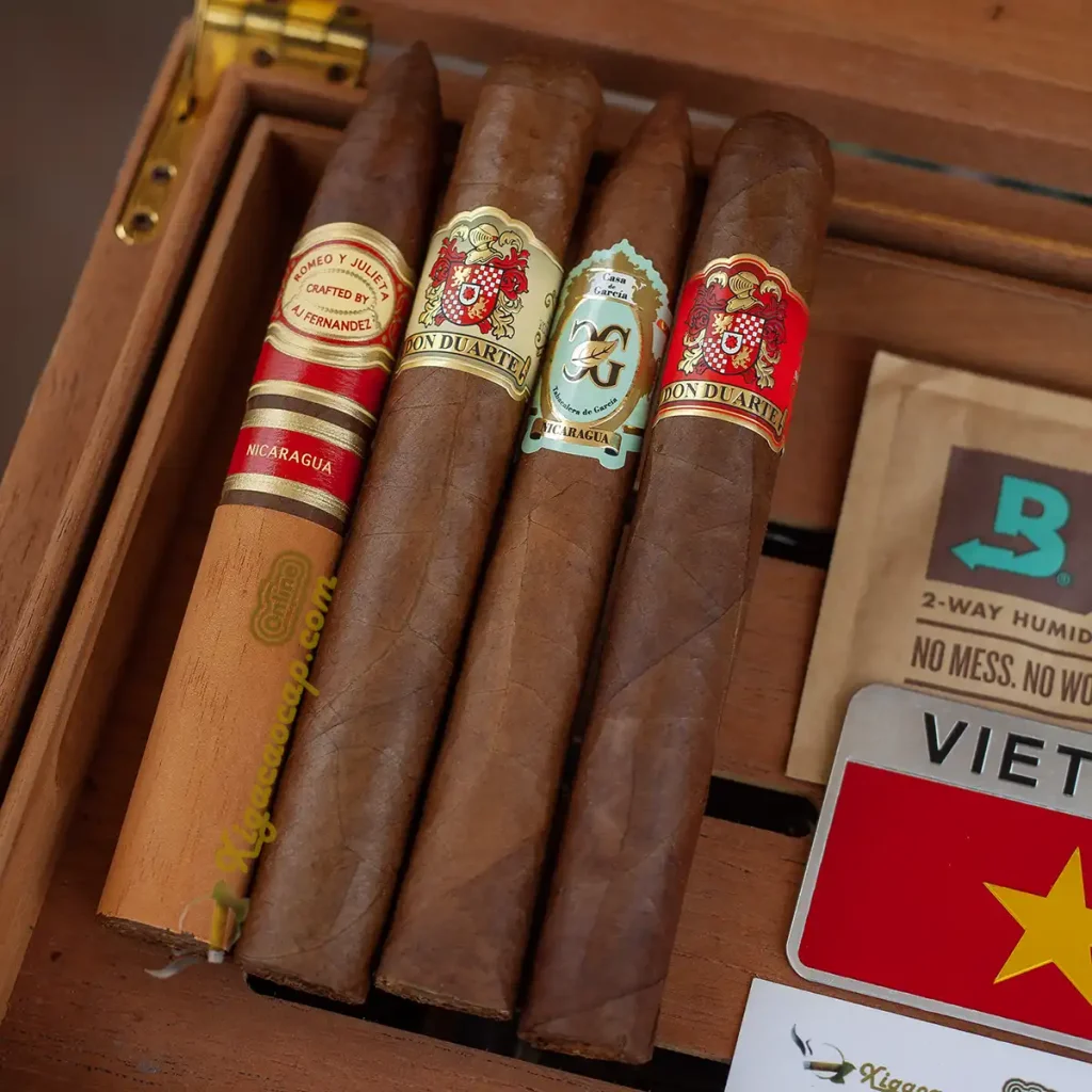 Set 4 điếu xì gà Romeo y Julieta và Don Duarte bảo quản trong hộp giữ ẩm humidor