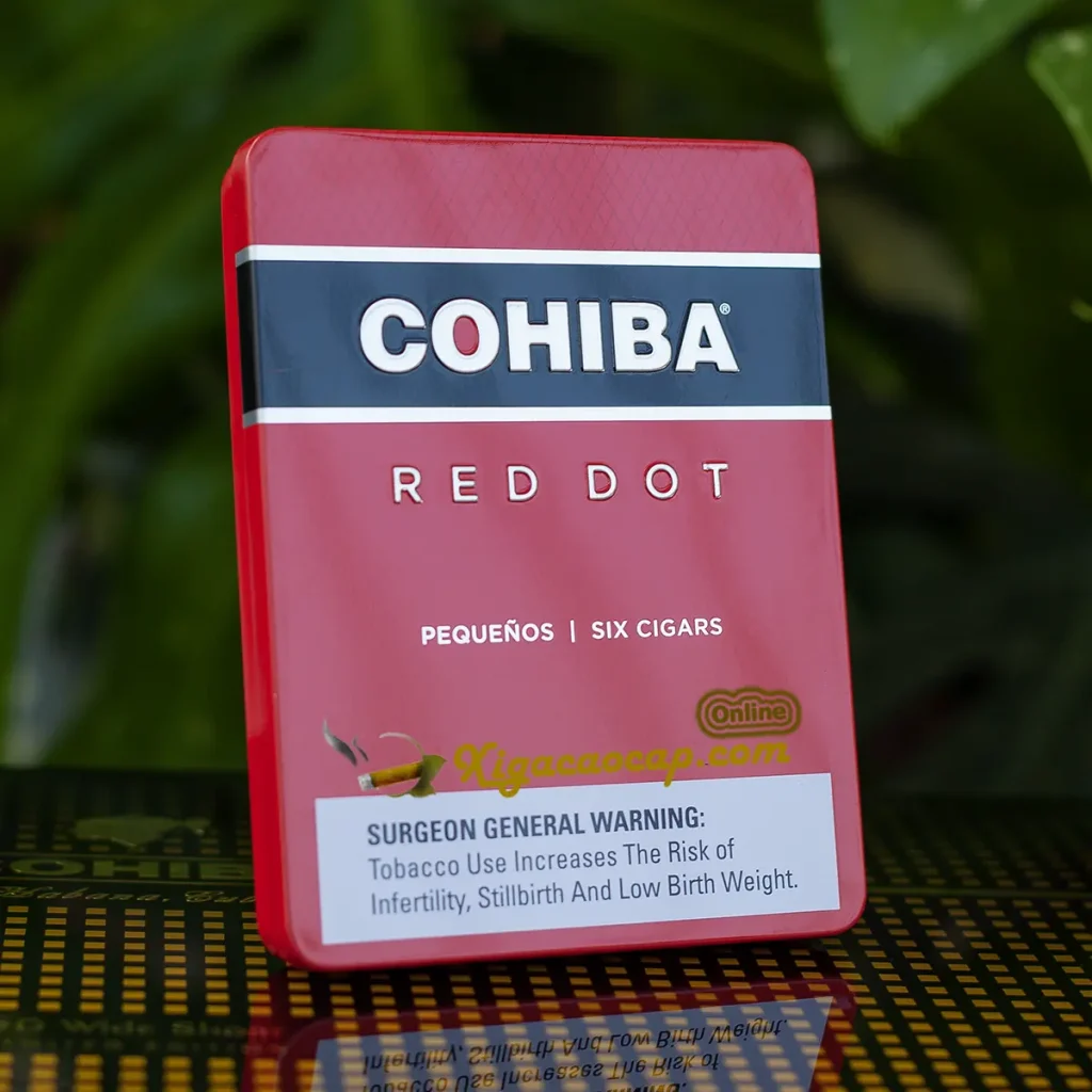 Cận cảnh thiết kế xì gà hộp thiếc đỏ Cohiba Red Dot Pequenos
