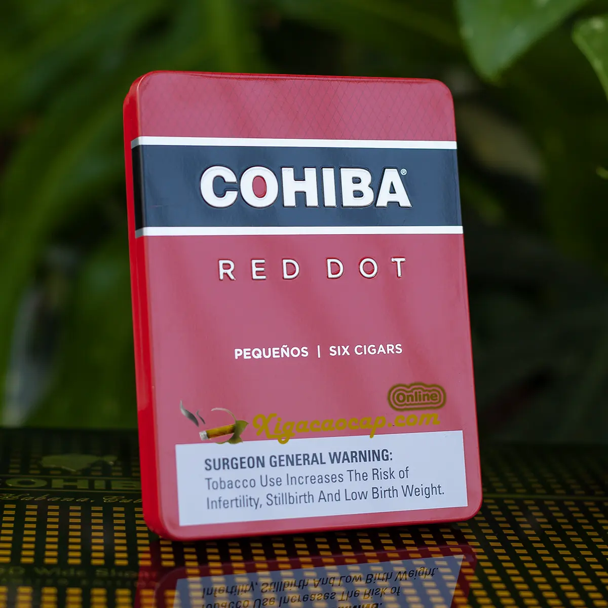 Cận cảnh thiết kế xì gà hộp thiếc đỏ Cohiba Red Dot Pequenos