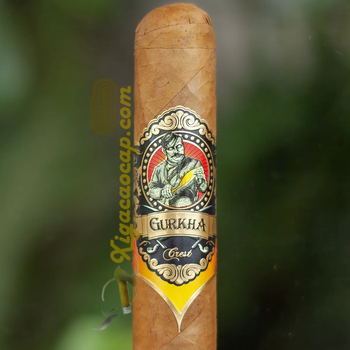 Logo chính hãng Gurkha Crest XO trên band – xác nhận hàng authentic