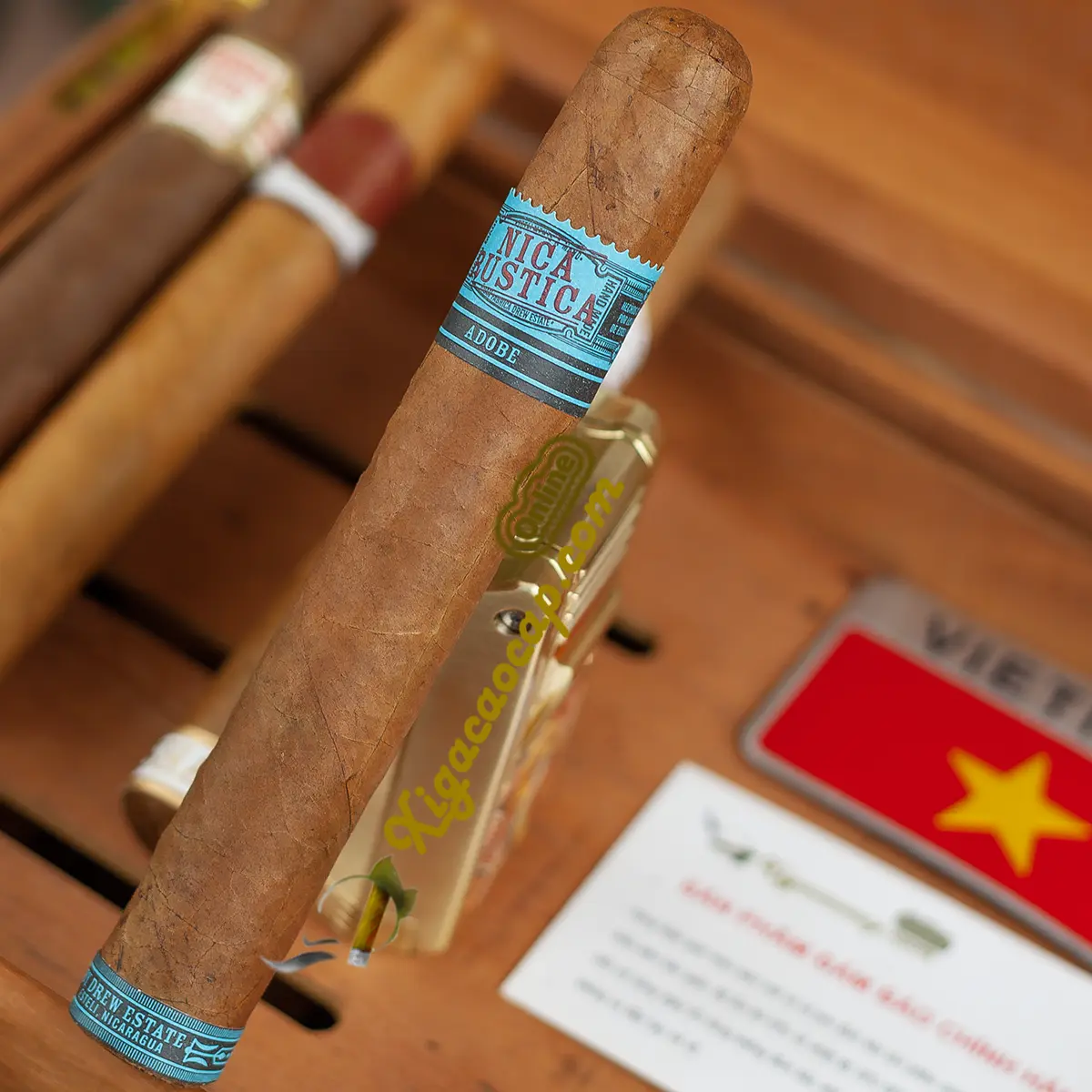 Điếu xì gà Nica Rustica Adobe Toro với vòng tem quyến rũ và lá quấn mộc mạc